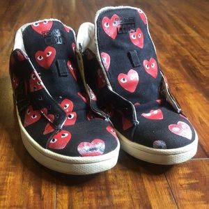 Play Converse Comme does Garçon